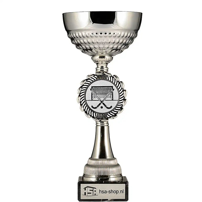 Beker Juna 27.5 cm met standaard hockey afbeelding.