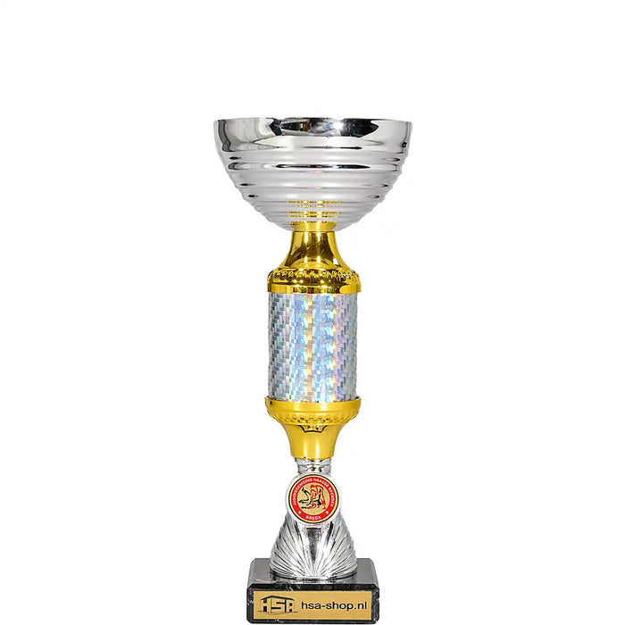 Beker Lindy 25 cm met logo van Judovereniging Haagse Beemden Breda.