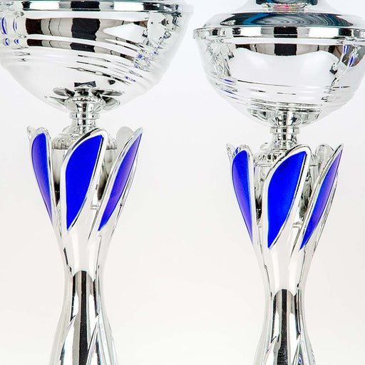 Beker Dyon close-up
