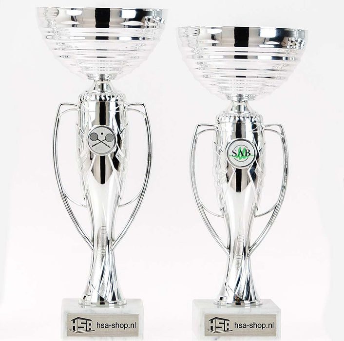 Beker Vittorio close-up