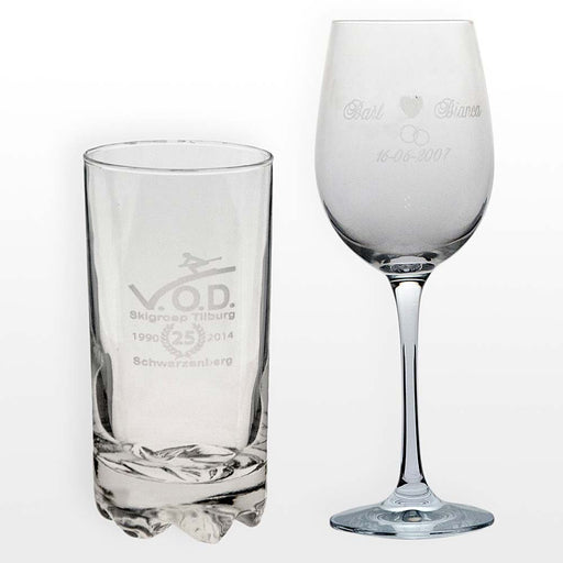 voorbeeld van een gegraveerd limonade- en wijnglas