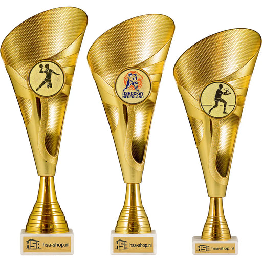 Beker Lynn met grote afbeelding alle drie de maten op een rij.