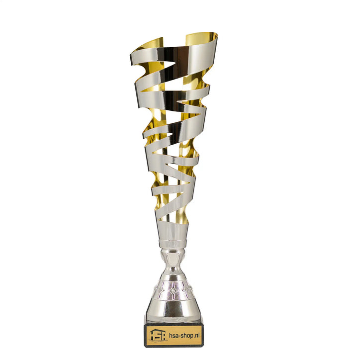 Sporttrofee Marvins met luxe marmeren voet inclusief gravureplaat.