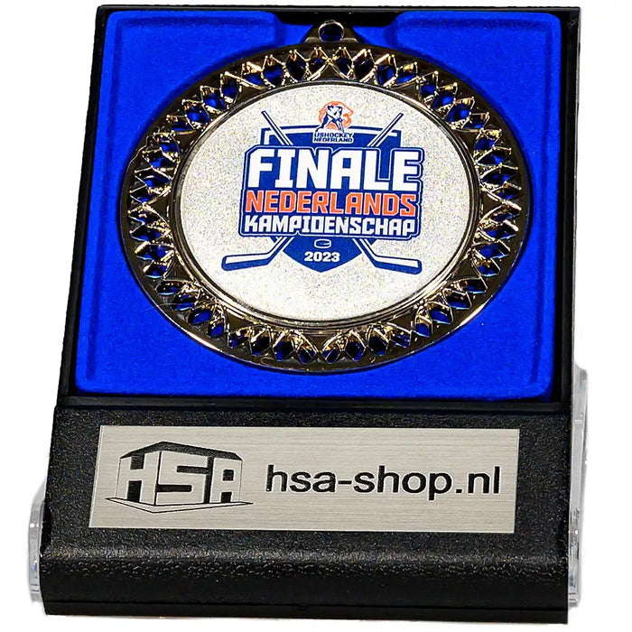 Medaille in etui zonne zilverkleurig met logo Finale ijshockey.