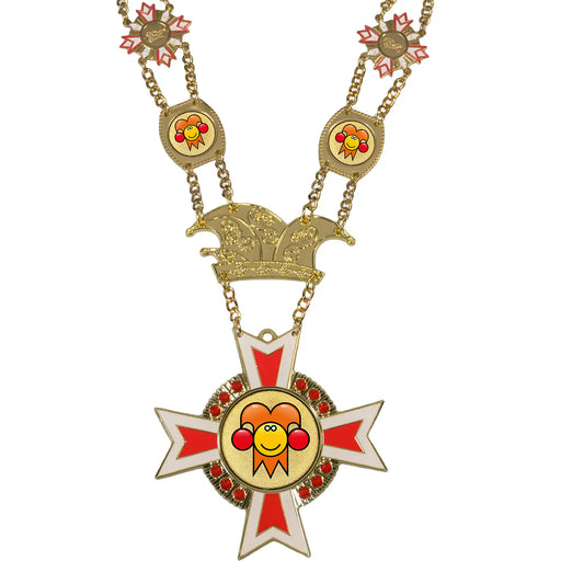 Close-up van prinsenketting Marian met logo  van het Kielegat.