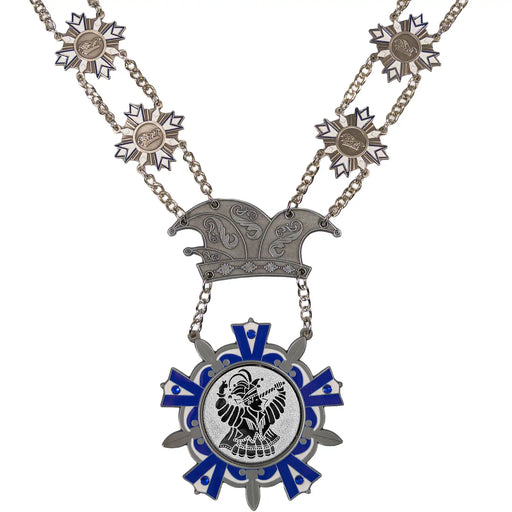 Close-up van prinsenketting Maik met standaard afbeelding van Prinscarnaval.