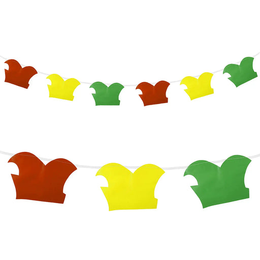 vlaggenlijn met vlaggetjes in de vorm van een Prinsenmuts, afwisselend rood, geel en groen.