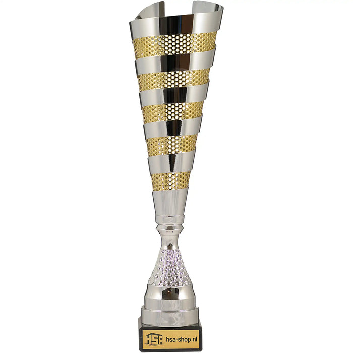 Sportbeker Maury met opengewerkte metalen cup 42,5 cm.
