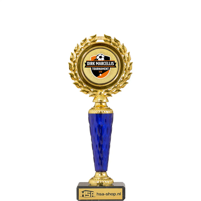 Kleine Trofee Lilou goudkleurig met blauw tussenstuk en eigen sportlogo