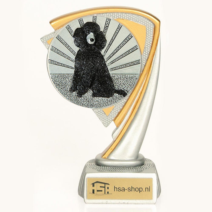 Trofee Divano Poedelprijs zwarte poedel op zilverkleurige sokkel met goudkleurige accenten